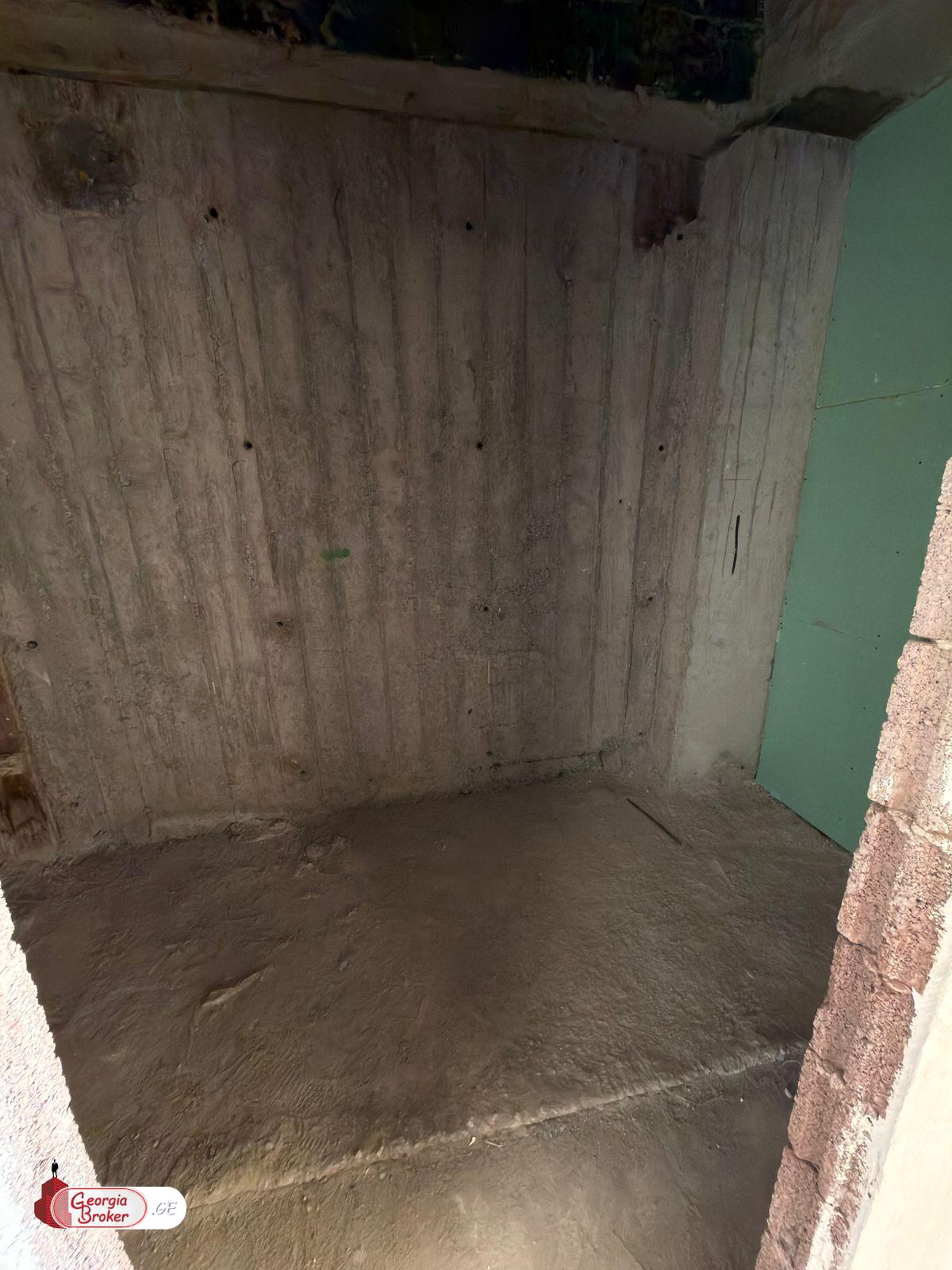 იყიდება ახალი აშენებული 4 ოთახიანი ბინა